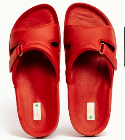 Klapki dr Luigi czerwone 1.jpg